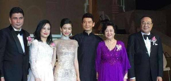 明星婚礼父母穿着,父母风采穿搭，演绎温馨亲情时刻